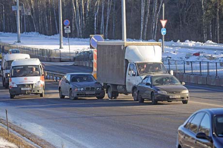 Что произошло на дорогах в Москве сегодня. Новости, аварии.